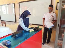 Tujuan kurikulum mencakup empat aspek kompetensi, yaitu (1) aspek kompetensi sikap spiritual, (2) sikap sosial, (3) pengetahuan, dan (4) keterampilan. Jazinansetiawan Mgmp Pemasaran Kabupaten Blitar