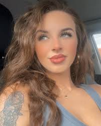 Hal🦋🌟 (@iam_hal_) • Instagram photos and videos