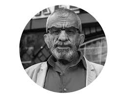 Dizi, tiyatro ve sinema oyuncusu mehmet usta, marmara üniversitesi fen edebiyat fakültesi'nden mezun masterchef türkiye jürisi büyük şef mehmet yalçınkaya kimdir bilinmeyenleriyle anlattım. Kebapci Mehmet Usta Bir Baska Wordpress Sitesi