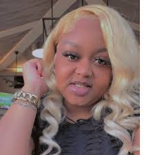 Latonia Banks's Instagram, Twitter & Facebook