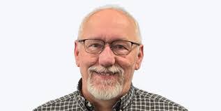 Dennis Chapman's Instagram, Twitter & Facebook