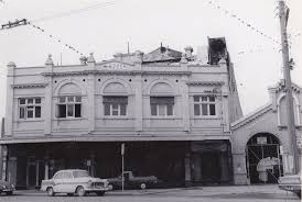 Lyric Picture Theatre High St Bendigo Old Photos Cool Pictures Bendigo