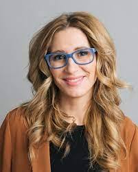 Lacey Bell's Instagram, Twitter & Facebook