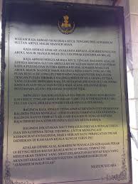 (2) presiden dalam membuat perjanjian internasional lainnya yang menimbulkan akibat yang luas dan mendasar bagi kehidupan rakyat yang terkait dengan beban keuangan negara, dan/atau mengharuskan perubahan atau. Ta Melayu Hilang Di Dunia Objave Facebook