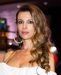 ✨ELLE.MORRIS✨ Team #Pitupatter appreciation post 🙏  #MusiciansBehindPitupatter @i.love.elle.morris is an Artist/Vocal  Producer/Arranger, Music Director and Vocal Coach based in Philly. She also  is 1/4 of ILL DOOTS! In addition to “Pitupatter”, Elle.'s