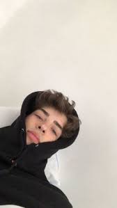  Kivi Texting In 2021 Cute White Boys Cute Teenage Boys Beautiful Boys