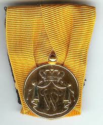 Met acht medailles gaat woensdag 28 juli de boeken is als dag dat de meeste nederlandse olympische medailles op één dag behaald werden. Trouwe Dienst Onderofficier