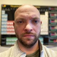 Steven Creighton's Instagram, Twitter & Facebook