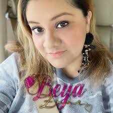 Edna Menard's Instagram, Twitter & Facebook