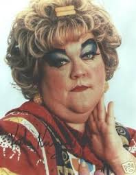 KATHY KINNEY "MIMI" DREW CAREY SIGNED PHOTO W/COA!