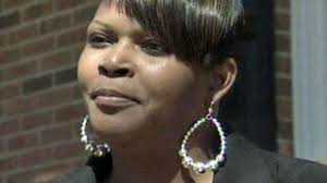 Lee DSS workers says boss sent offensive e-mail