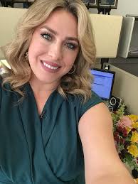 We are 8 minutes away from the start of Feel Good Friday! I have a special  story airing tonight. I hope you'll join me!