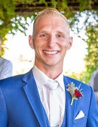 Desirae Bailey's Instagram, Twitter & Facebook