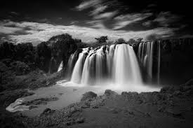 De gauche à droite : Pourquoi Et Comment Photographier Les Paysages En Noir Et Blanc 2