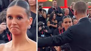 Actress ‘escorted’ off red carpet