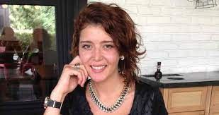 Senem kuyucuoğlu haberleri sayfasında senem kuyucuoğlu haberlerini bulabilir tüm senem kuyucuoğlu haberlerini, gelişmeleri ve son dakika haberleri okuyabilirsiniz. Senem Kuyucuoglu Yeni Imajiyla Taninmaz Hale Geldi Son Dakika Magazin Haberleri