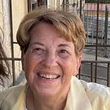 Katy Groves's Instagram, Twitter & Facebook