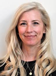 Lindsey Larson's Instagram, Twitter & Facebook