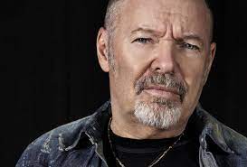 Per gli amanti di vasco , un'altro pezzo da aggiungere alla collezione. Vasco Rossi Rinviati Al 2021 I Concerti Del Vasco Non Stop Live Festival