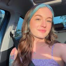 This Crewneck is by far the best piece of merch she's ever released!