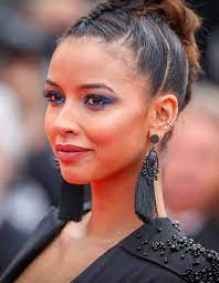 Cannes 2019 Les Plus Belles Coiffures Reperees Sur Le Tapis Rouge Elle Belle Coiffure Les Plus Belles Coiffures Coiffure