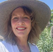 Is it easy to grab Ubers or Lyfts in Santa Ynez and Solvang?