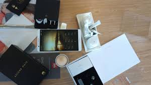 Unboxing: Huawei Ascend Mate 7