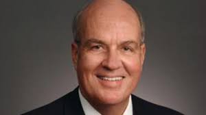 Republic Bank swings for the fences as it hires former UT, USF baseball  coach