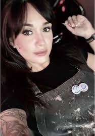 Janet Luis (@janetluis23)