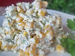 Cand este fiert, tai marunt pieptul de pui. Salata De Pui Si Porumb Reteta Recipes Cooking Recipes Homemade Recipes