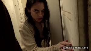 Perverse family squirting - ThisVid.com em inglês