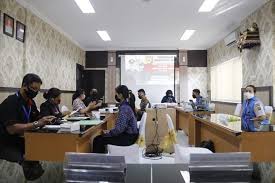 Tribunus Co Id Seleksi Penerimaan Calon Bintara Polri Kompetensi Khusus Bakomsus Perawat Dan Bidan Tahap Pemeriksaan Administrasi Ruangan Ruang Rapat Bali