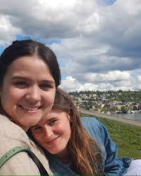 Sarah Klute's Instagram, Twitter & Facebook