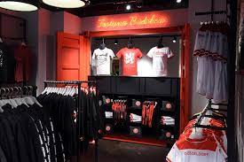 Maybe you would like to learn more about one of these? Fortuna Dusseldorf 1895 Fanshop Altstadt