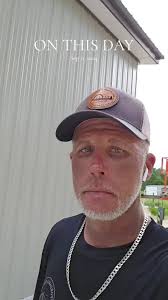 I'm just an hourly employee doing the best I can with what I have.  #onthisday #foryoupage #fyp #work #employee