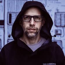 How to make AI implementation a success