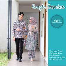 May 20, 2021 · 10 ide baju kondangan mewah ala iis dahlia, banyak inspirasi gaun! Harga Baju Pesta Couple Terbaik Batik Pakaian Wanita Agustus 2021 Shopee Indonesia