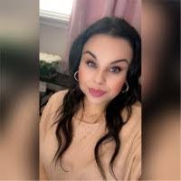 Danielle Cuvillier's Instagram, Twitter & Facebook