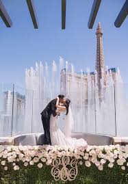 Wedding Chicks Must See Las Vegas Wedding Venues Las Vegas Wedding Photos Las Vegas Wedding Venue Las Vegas Wedding Chapel
