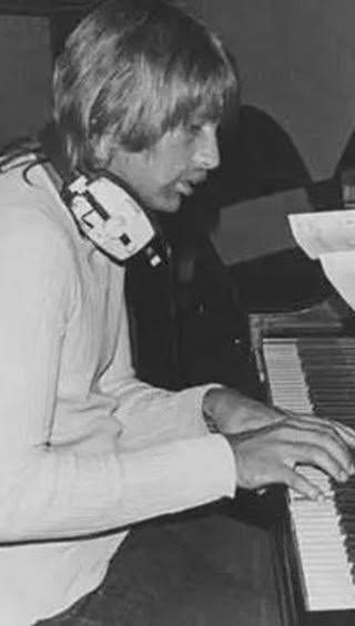 How “Bridge Over Troubled Water” was recorded—told by the man who played it: Larry Knechtel., You’ve also heard Larry on bass for The Byrds’ “Mr. Tambourine Man,” and with Bread, where he played bass ...