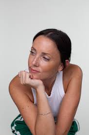 About 1 — Leslie James