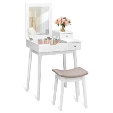 Find & download the most popular desk mirror photos on freepik free for commercial use high quality images over 8 million stock photos. 15 Desk With Mirror Ideas In 2021 MobilÄƒ Dormitor MÄƒsuÈ›Äƒ
