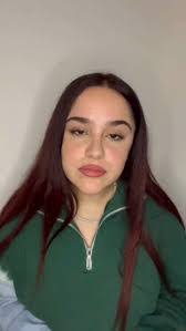 Flor Lopez's Instagram, Twitter & Facebook