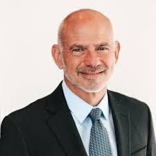 Joanne Curry's Instagram, Twitter & Facebook