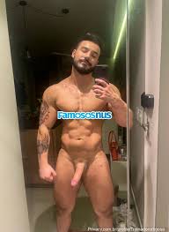 Famoso Rodrigo Ortigosa recebendo Chicotada no OnlyFans - Famosos Nus