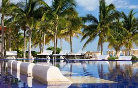 With over 10 years of we serve the needs of home owners and business owners throughout naples, bonita spring, and estero in florida. Pool Cleaning Service Maintenance Naples Fl