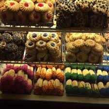 They do a great job decorating their cakes for a very reasonable price! Gold Star Bakery 11 Reviews Bakeries 7409 13th Ave Brooklyn Ny Phone Number Yelp