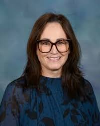 Laura Pickering's Instagram, Twitter & Facebook