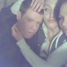 Stream Derek Makowski music