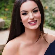 Victoria Scoggins's Instagram, Twitter & Facebook